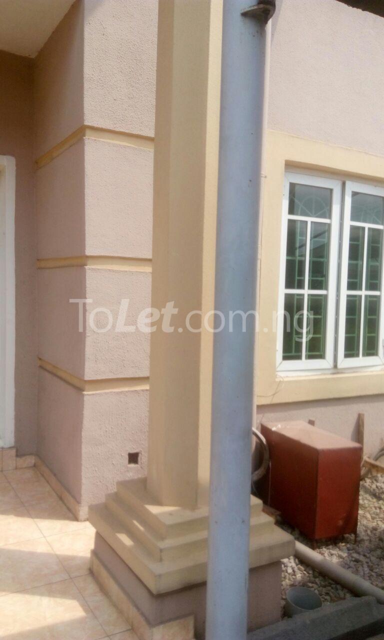 3 bedroom Flat / Apartment for rent Aba Johnson . Adeniyi Jones Ikeja Lagos