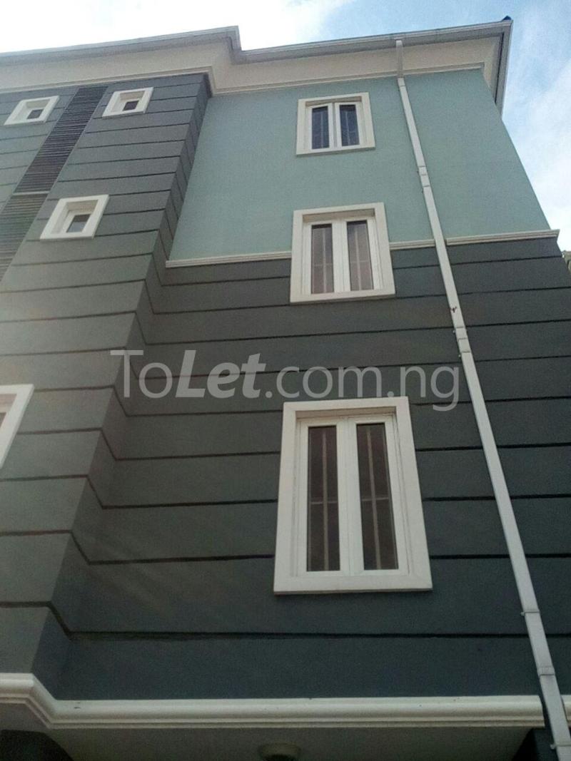 3 bedroom Flat / Apartment for rent Mende Lagos