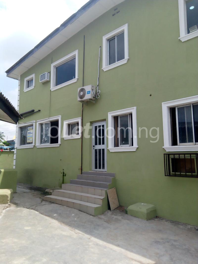 3 bedroom Commercial Property for rent   Ogudu Lagos