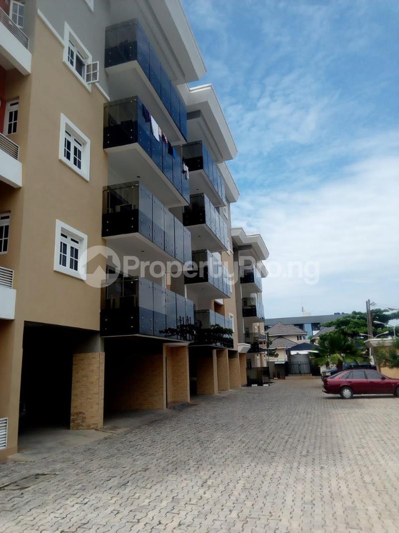 3 bedroom House for rent ONIRU Victoria Island Lagos