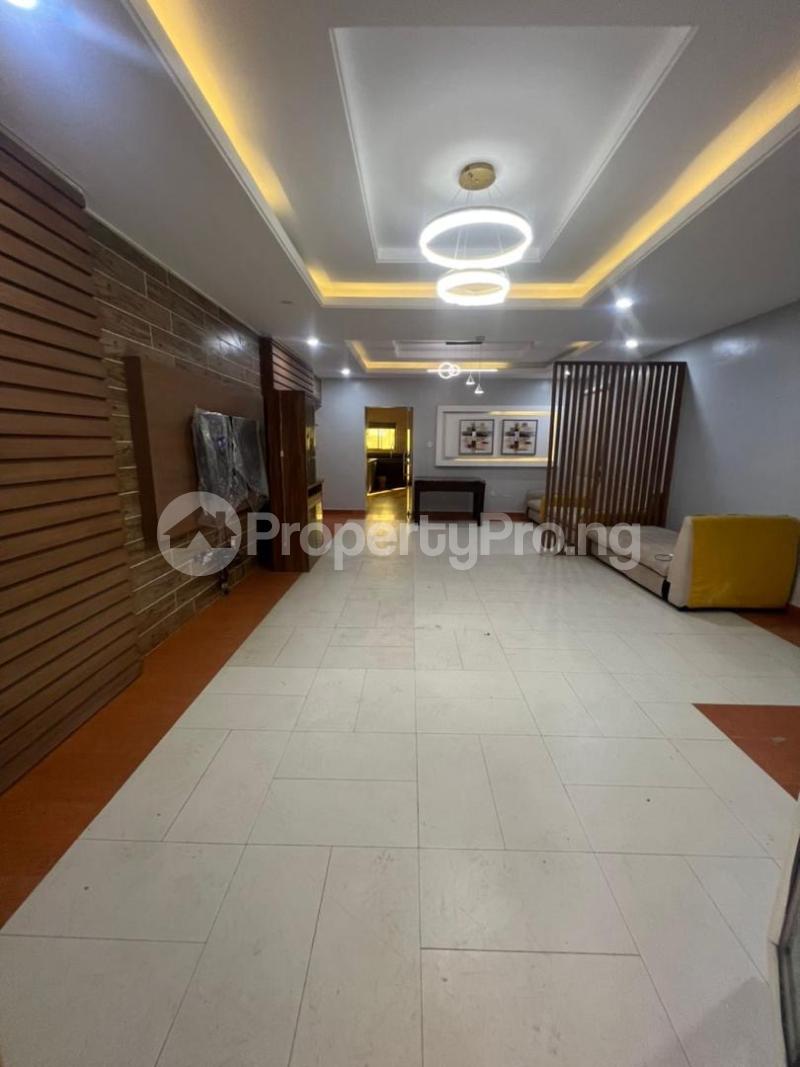 3 bedroom House for rent ONIRU Victoria Island Lagos