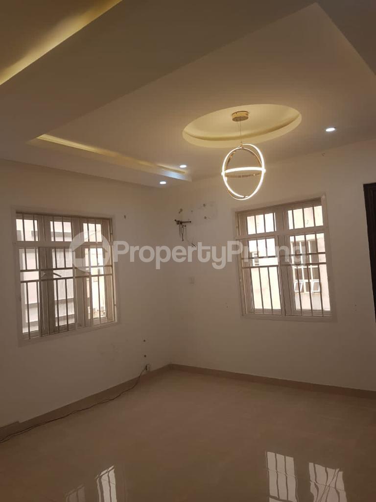 3 bedroom House for rent ONIRU Victoria Island Lagos