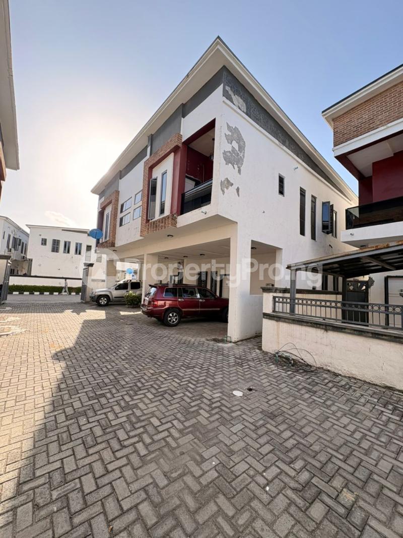 3 bedroom House for sale Orchid Road Ikota Lekki Lagos