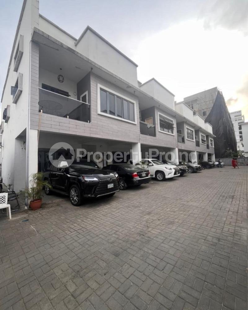 3 bedroom House for sale Freedom Way Lekki Lagos