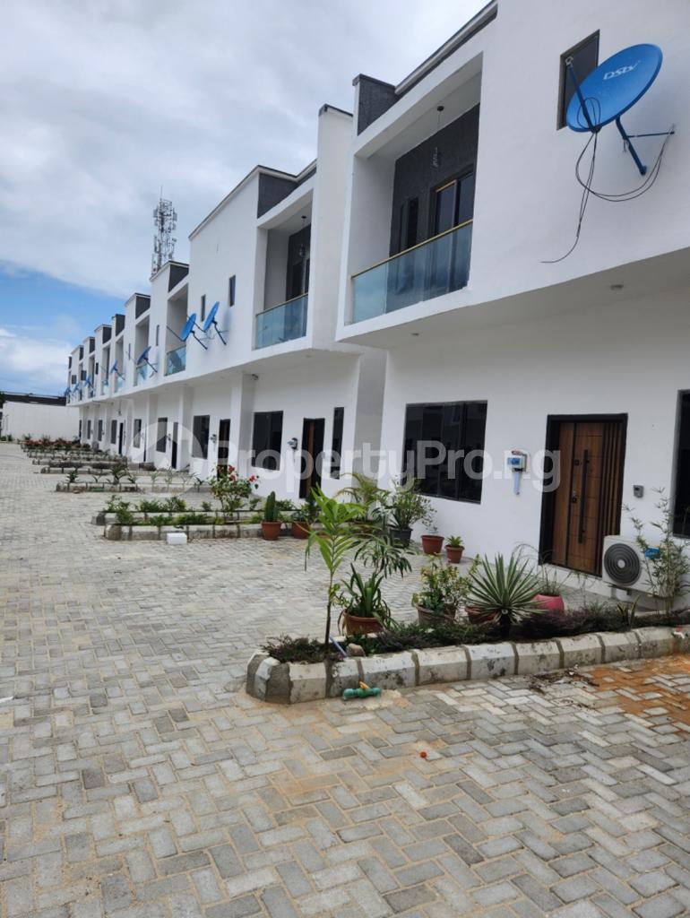 3 bedroom House for sale Spg Road Ologolo Lekki Lagos