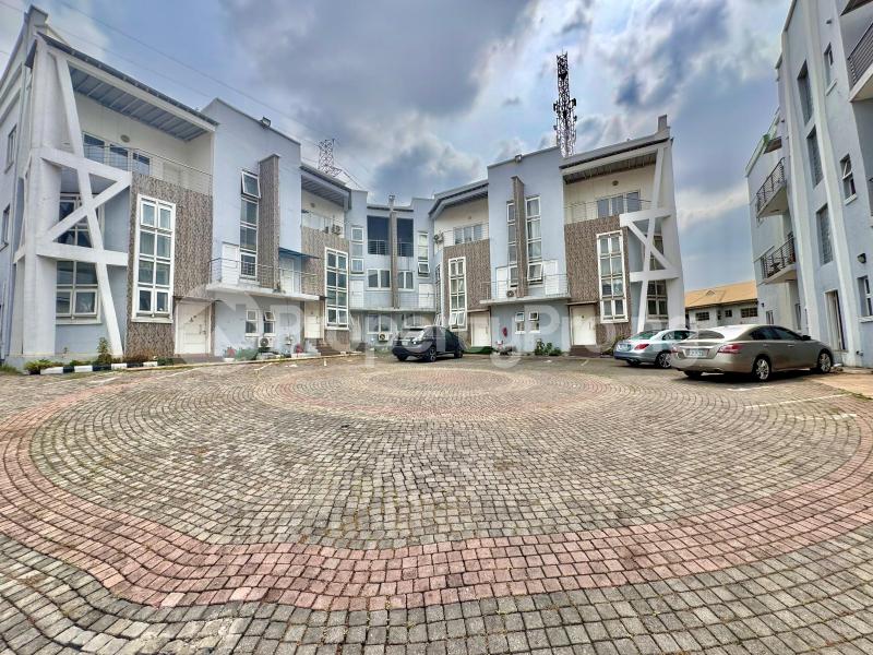 3 bedroom Flat / Apartment for sale Magodo1  Magodo GRA Phase 1 Ojodu Lagos