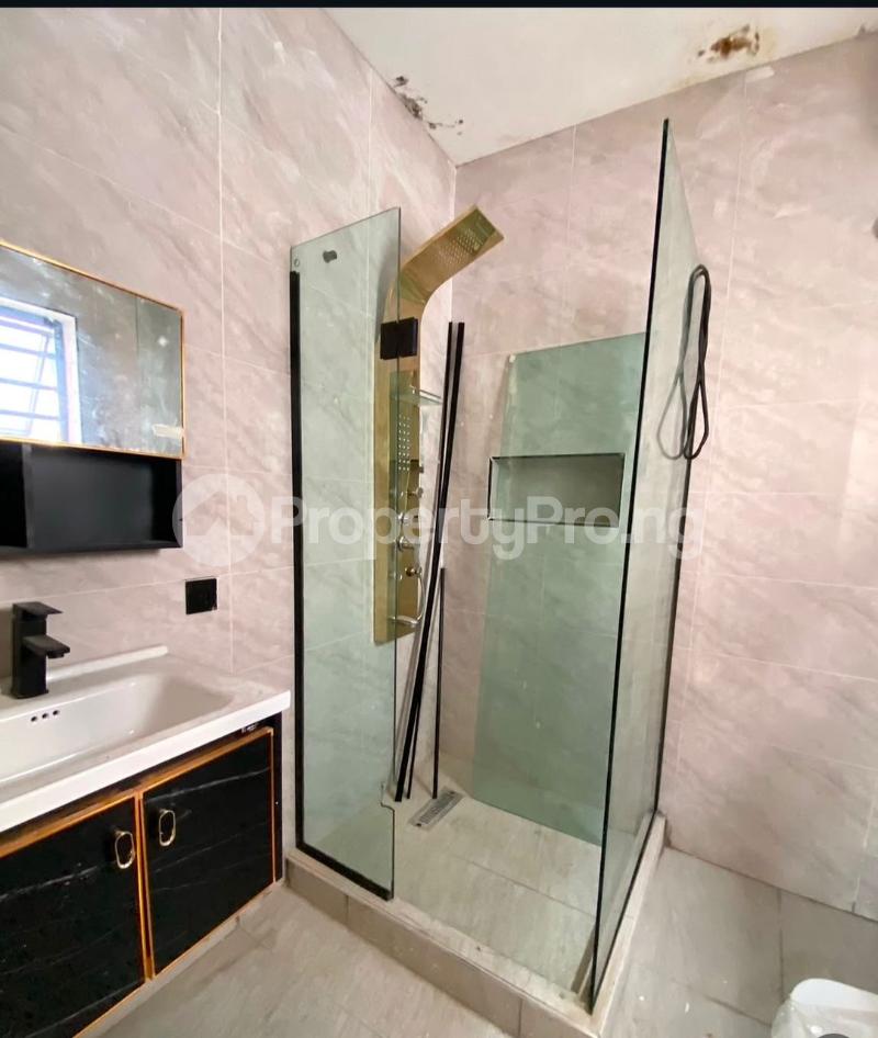 4 bedroom House for sale Orchid Road Along Lekki Expressway Lekki Lagos