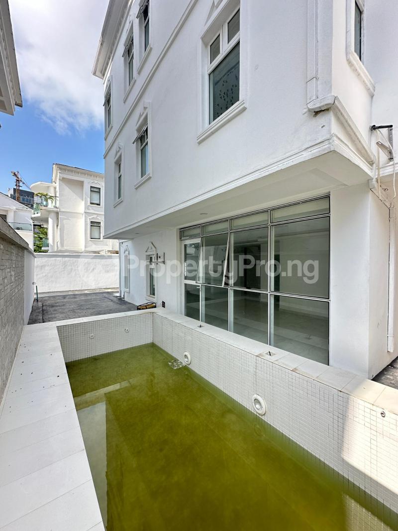 4 bedroom House for sale Banana Island Ikoyi Lagos