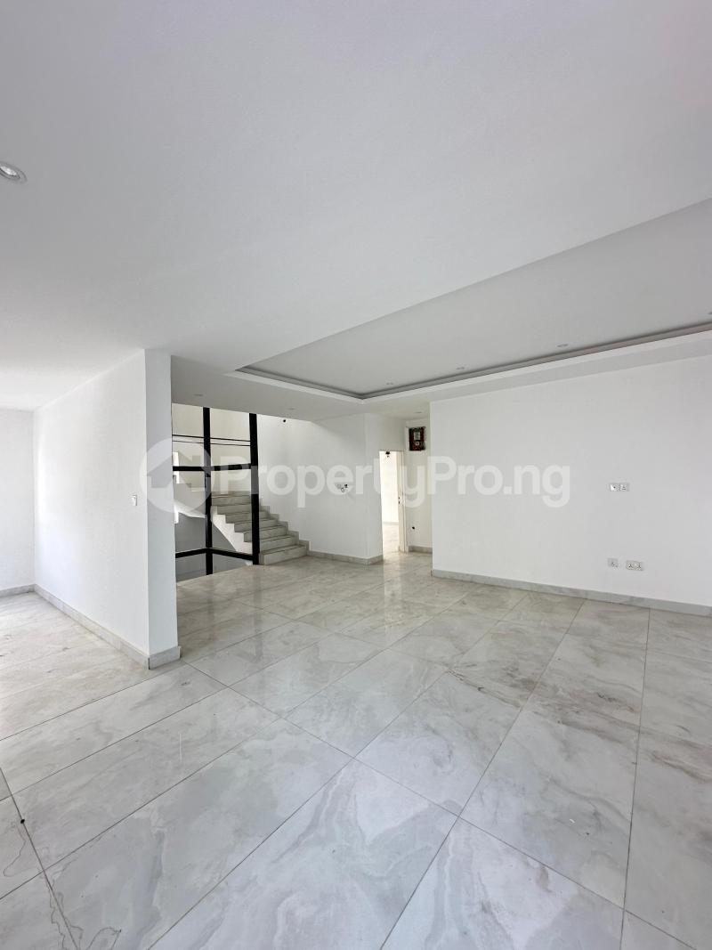 4 bedroom House for sale Banana Island Ikoyi Lagos