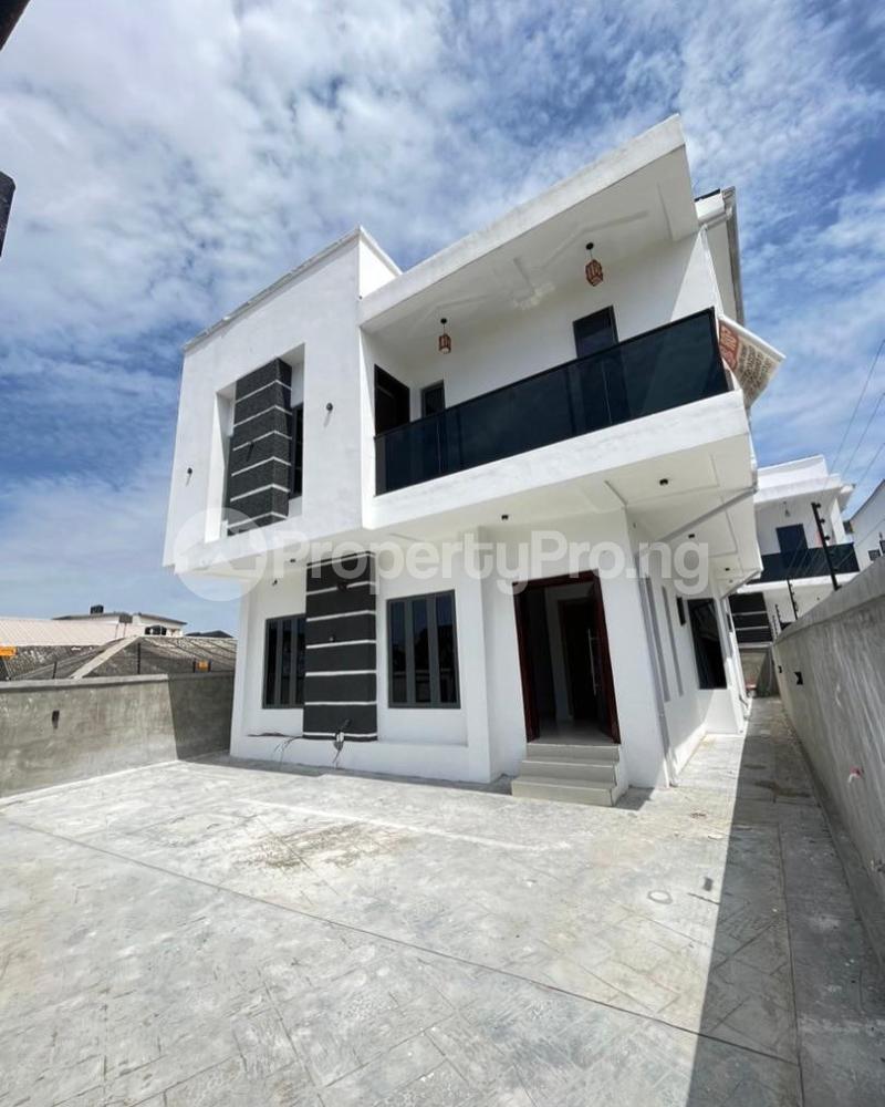 4 bedroom House for sale Ologolo Lekki Lagos