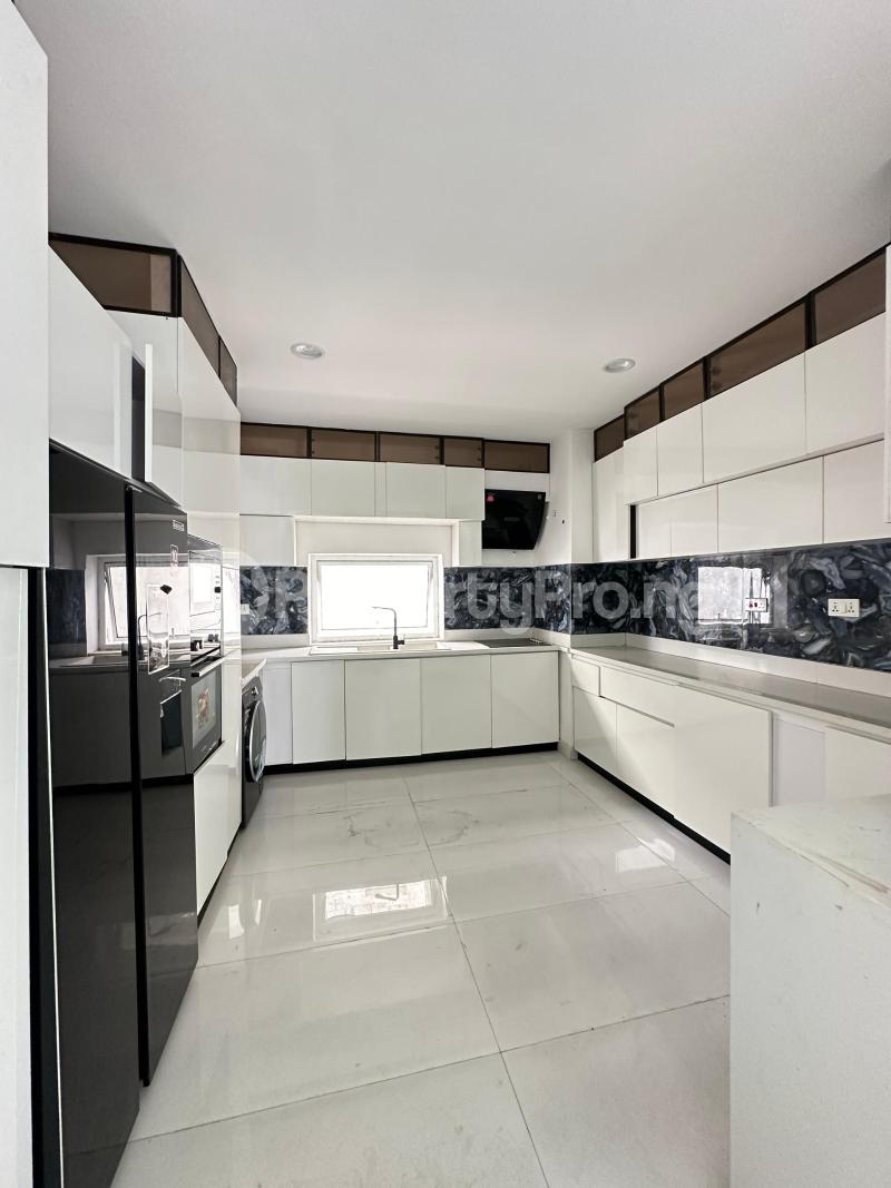 4 bedroom House for sale Banana Island Ikoyi Lagos