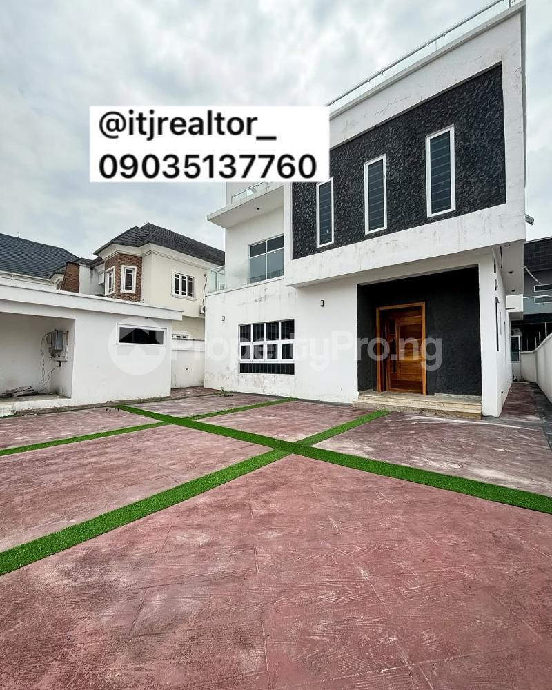 4 bedroom House for sale Oral Estate, chevron Lekki Lagos