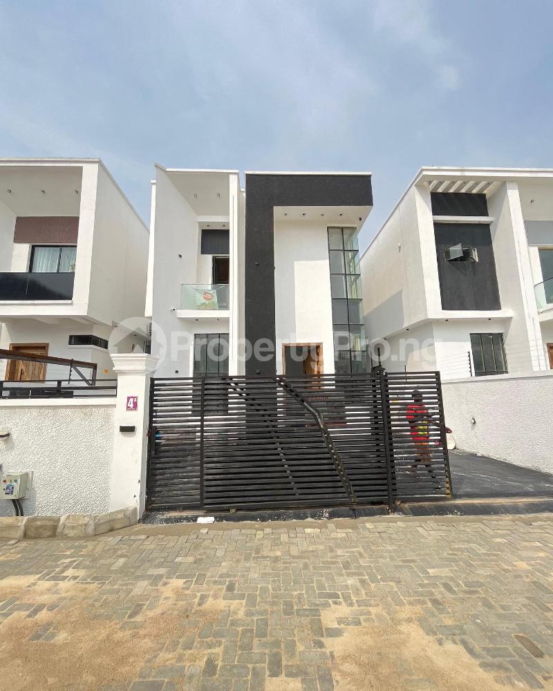 4 bedroom House for sale Chevron Lekki Lagos