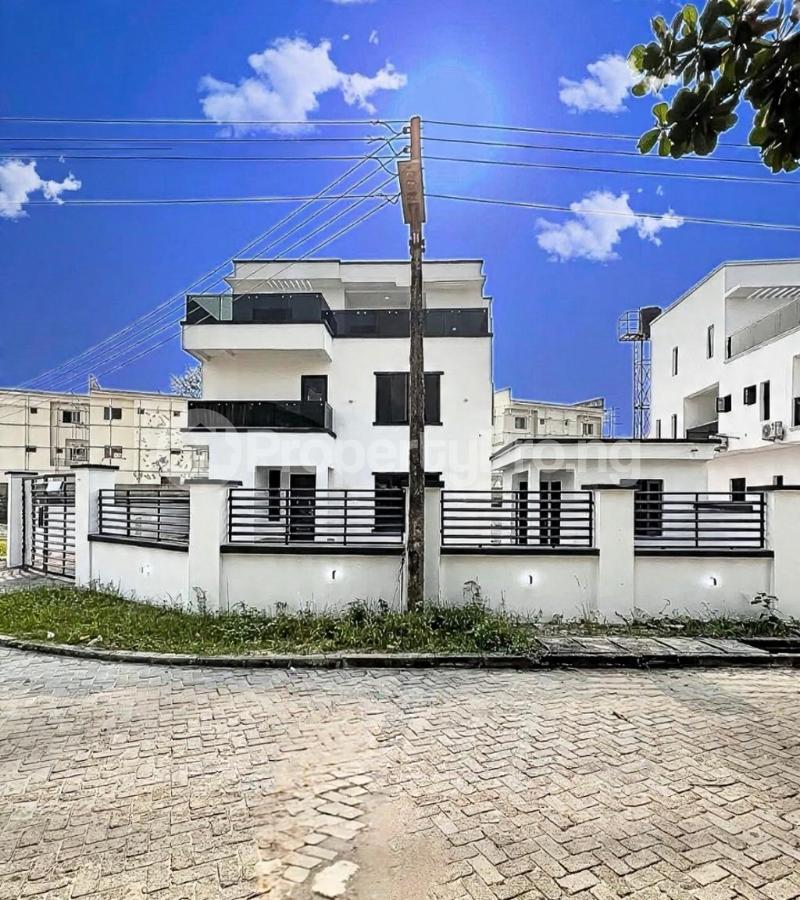4 bedroom House for sale Osapa london Lekki Lagos
