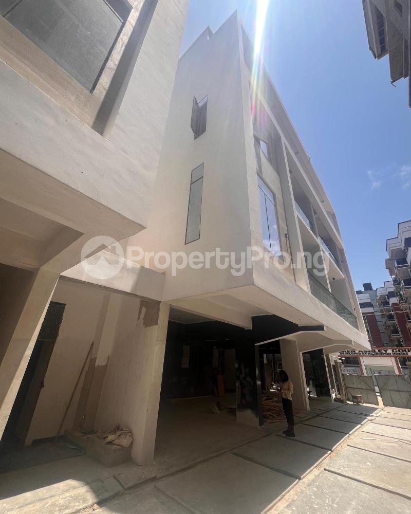 4 bedroom House for sale Freedom Way Lekki Lagos