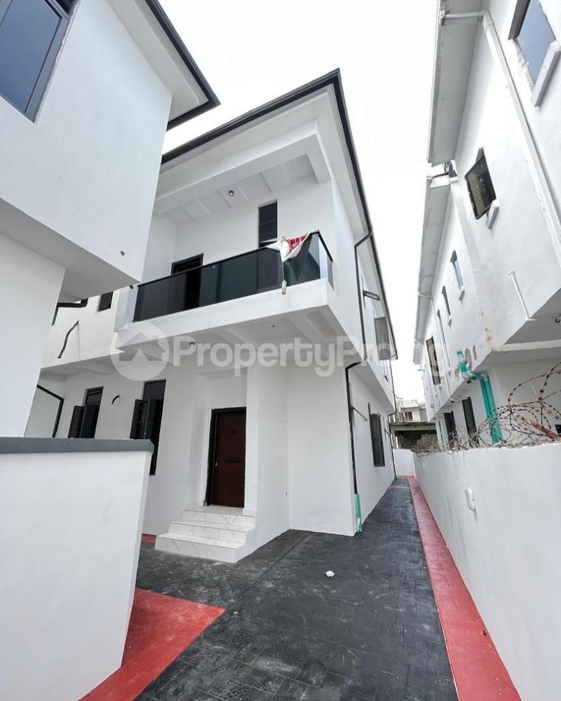 4 bedroom House for sale orchid Lekki Lagos