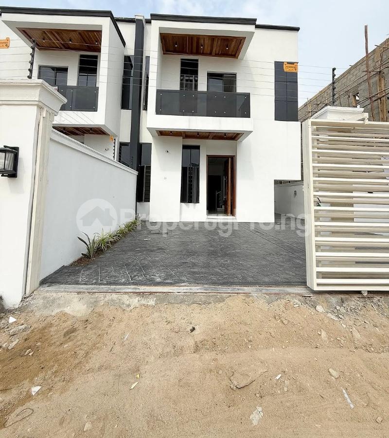 4 bedroom House for sale Chevron Lekki Lagos