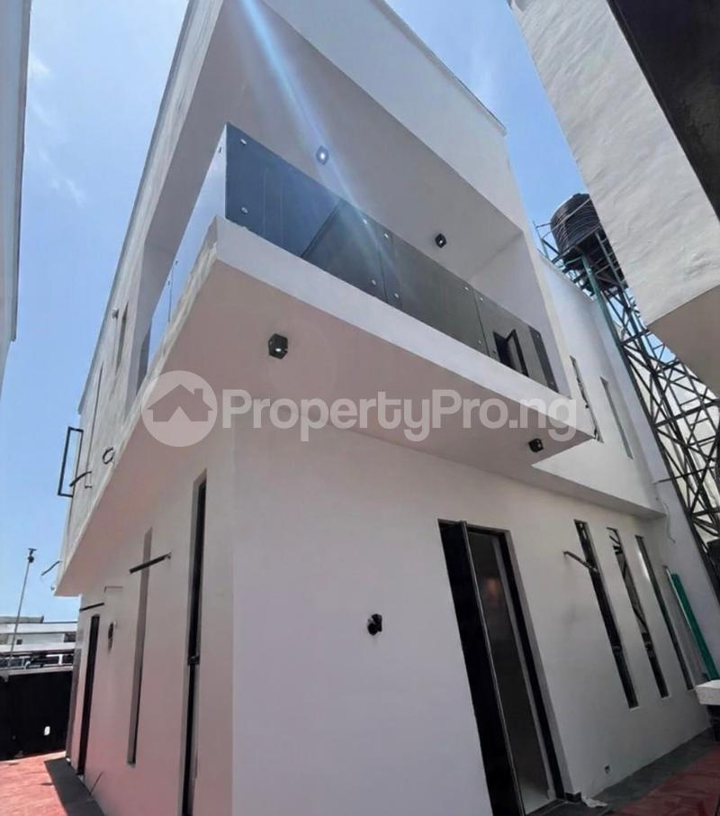 4 bedroom House for sale Chevron Lekki Lagos