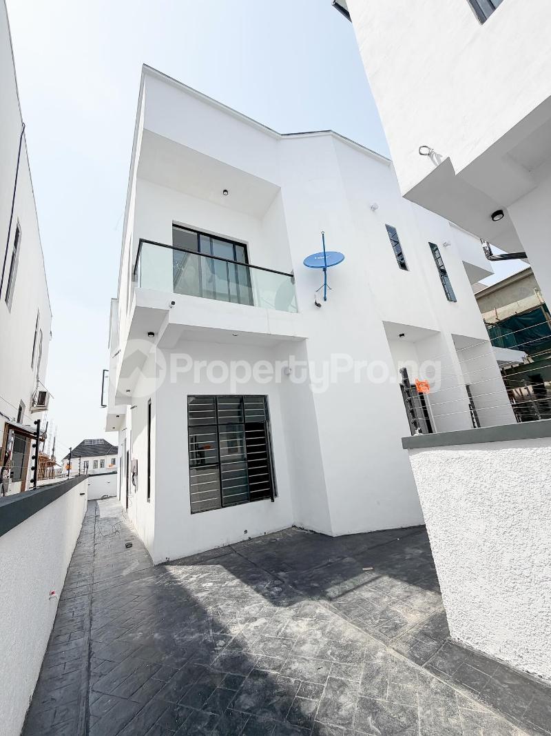 4 bedroom House for sale Ikota Lekki Lagos