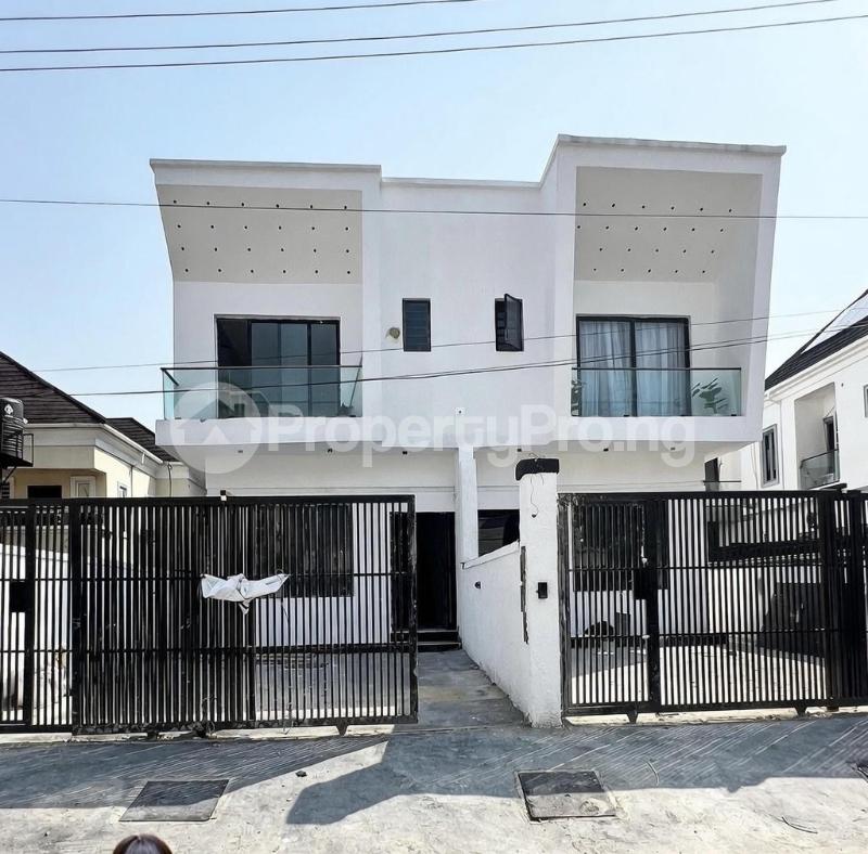4 bedroom House for sale Chevron Lekki Lagos