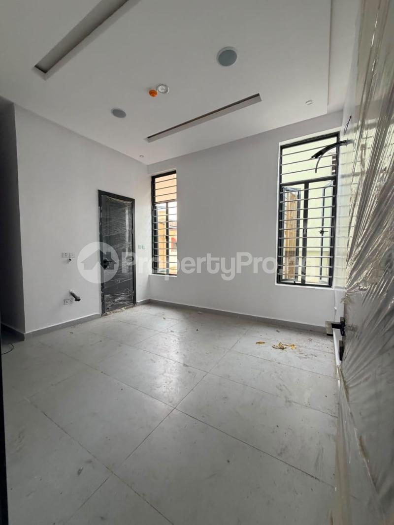 4 bedroom House for sale Omole phase 2 Ojodu Lagos
