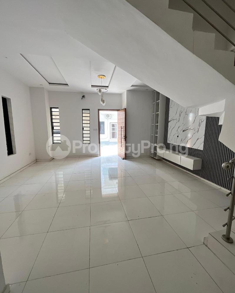4 bedroom House for sale Ikota Lekki Lagos