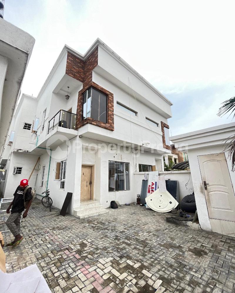4 bedroom House for sale Osapa london Lekki Lagos