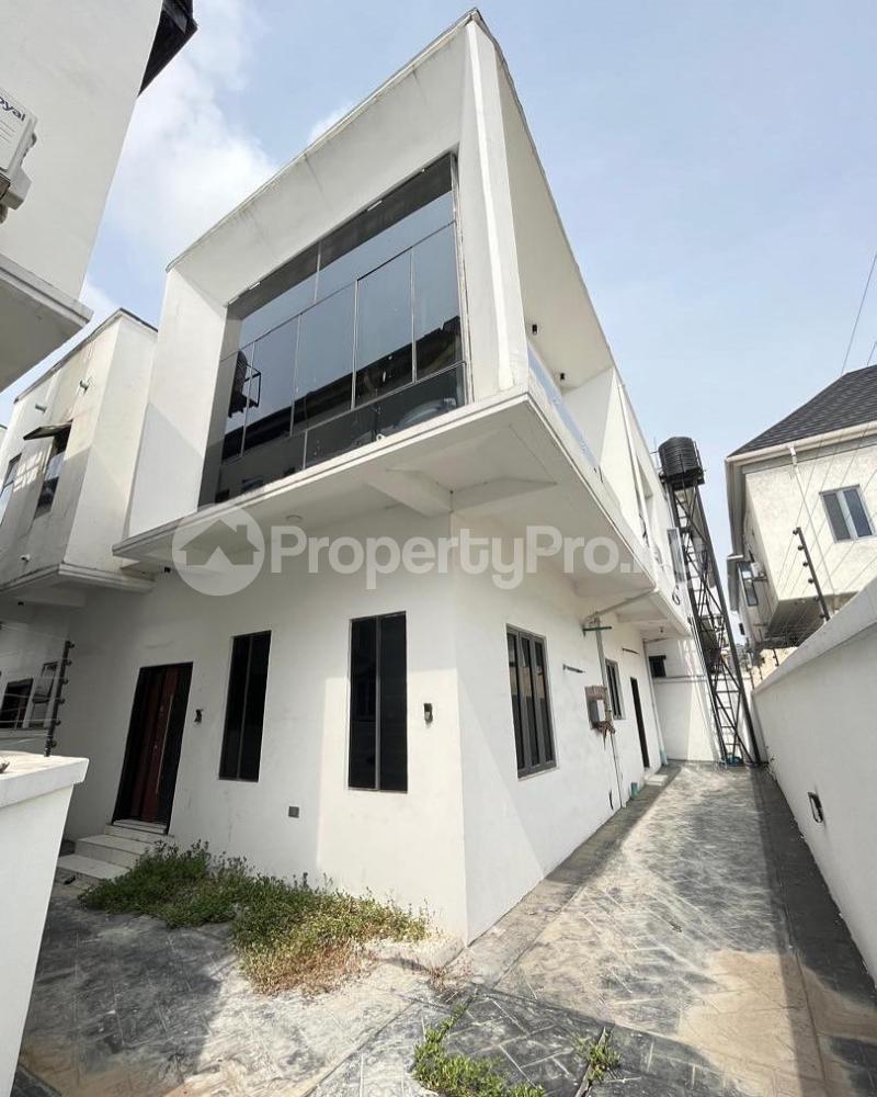 4 bedroom House for sale chevron Lekki Lagos