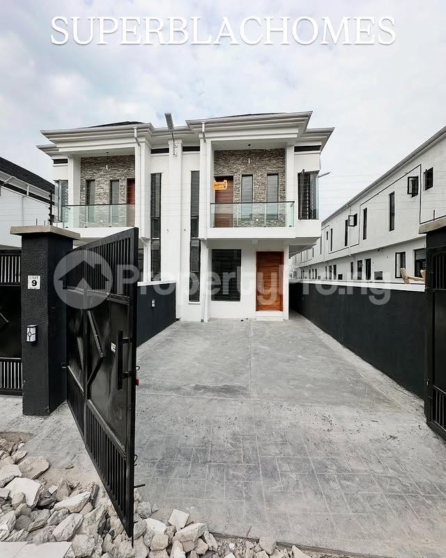 4 bedroom House for sale Ikota Lekki Lagos