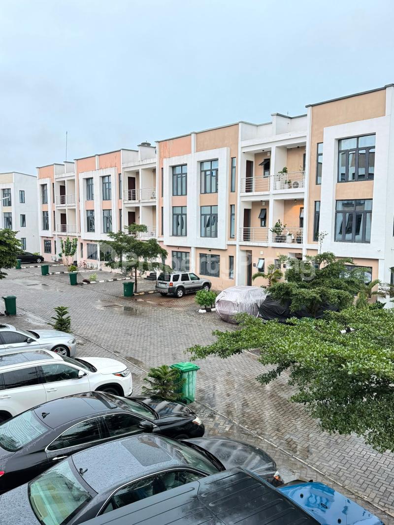 4 bedroom House for rent Osapa london Lekki Lagos