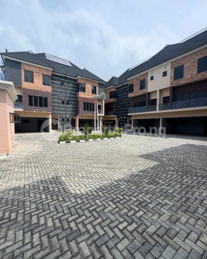 4 bedroom House for sale Ikate Lekki Lagos