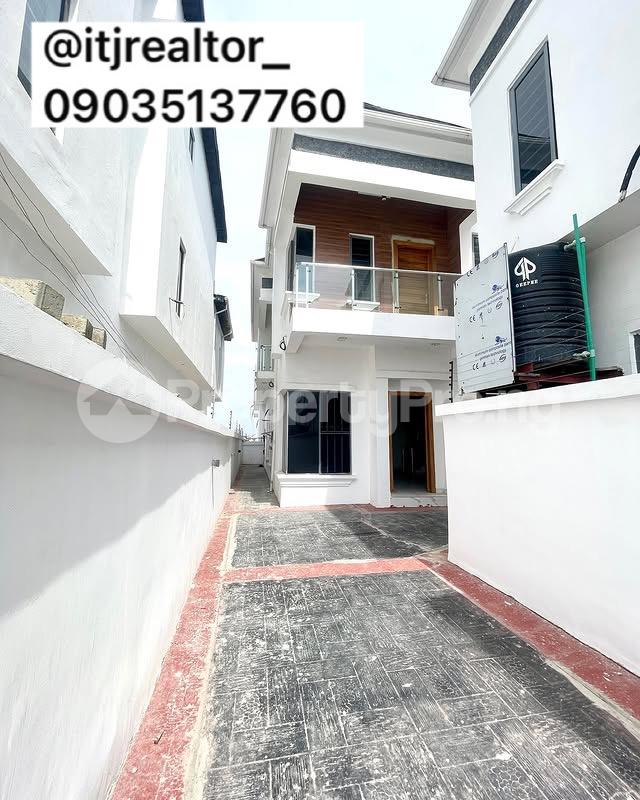 4 bedroom House for sale chevron Lekki Lagos