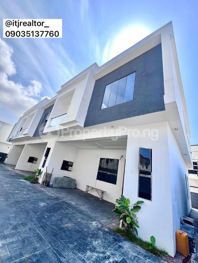 4 bedroom House for sale orchid Lekki Lagos