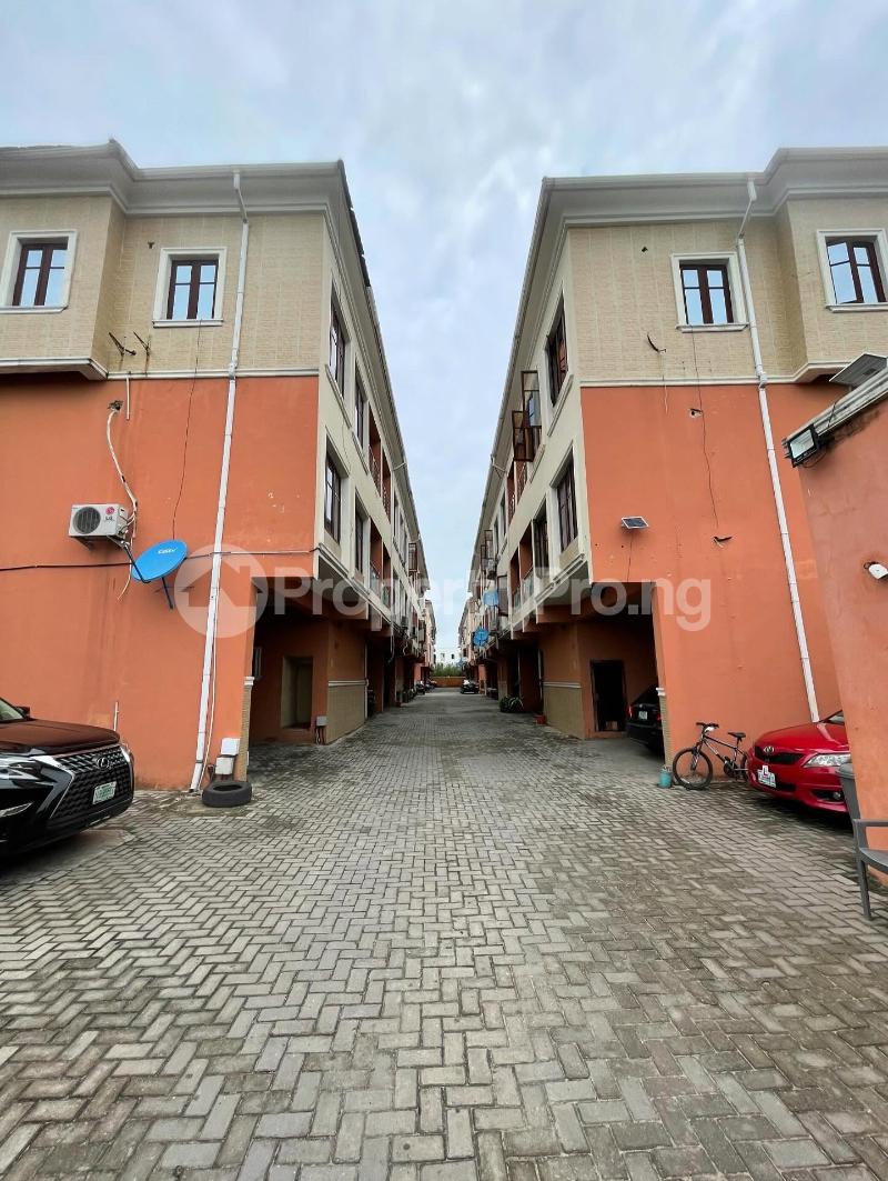 4 bedroom House for rent Ikate Lekki Lagos