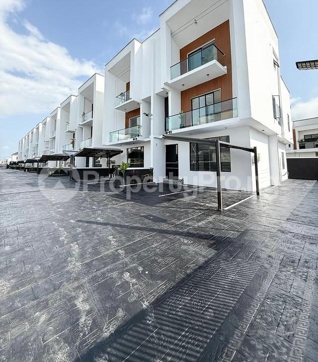 4 bedroom House for sale Orchid Lekki Lagos