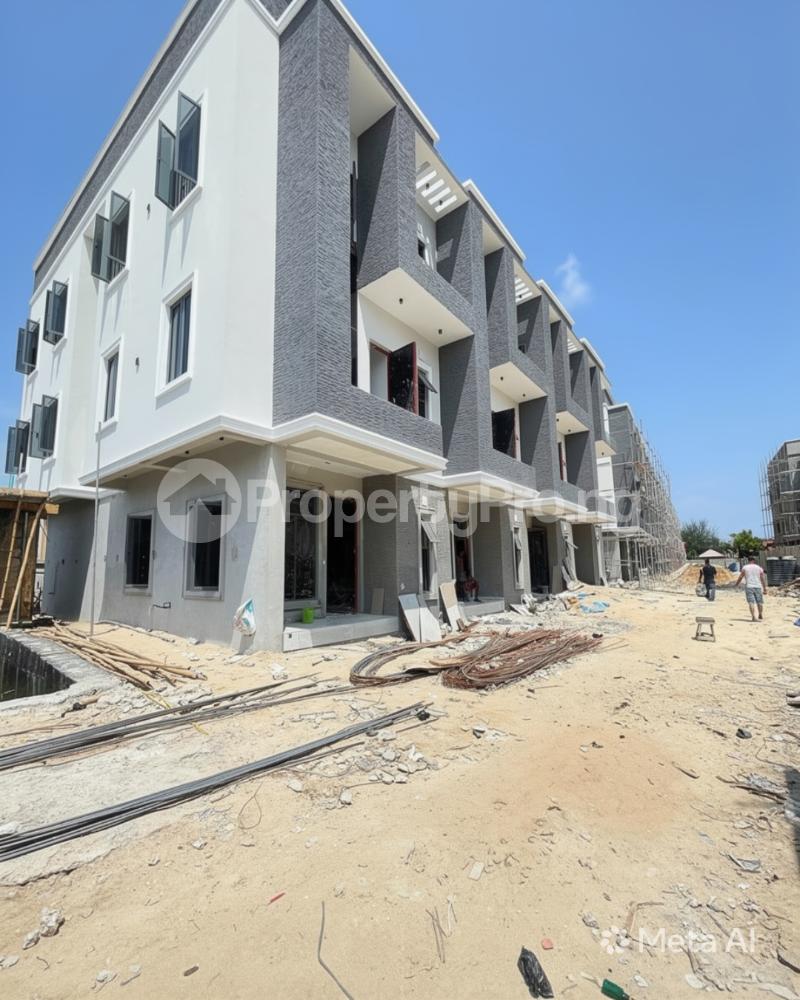 4 bedroom House for sale ONIRU Victoria Island Lagos