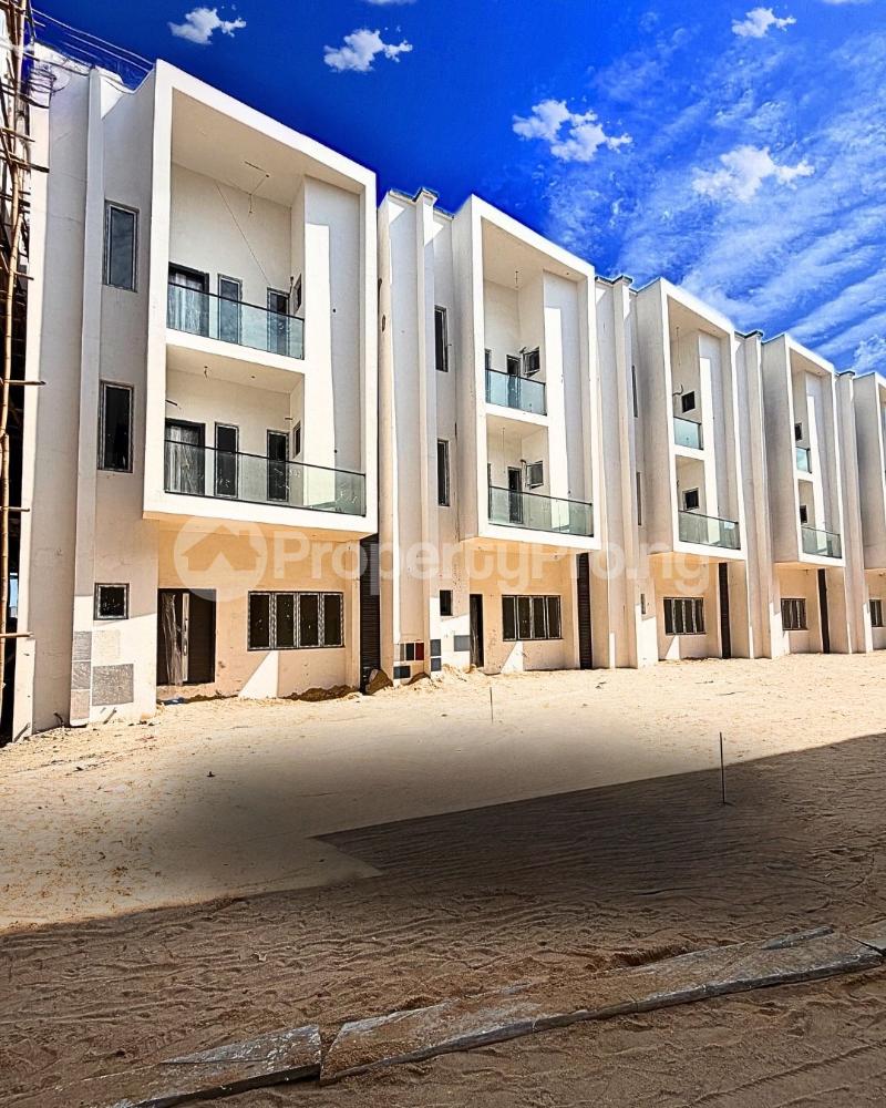 4 bedroom House for sale Osapa london Lekki Lagos