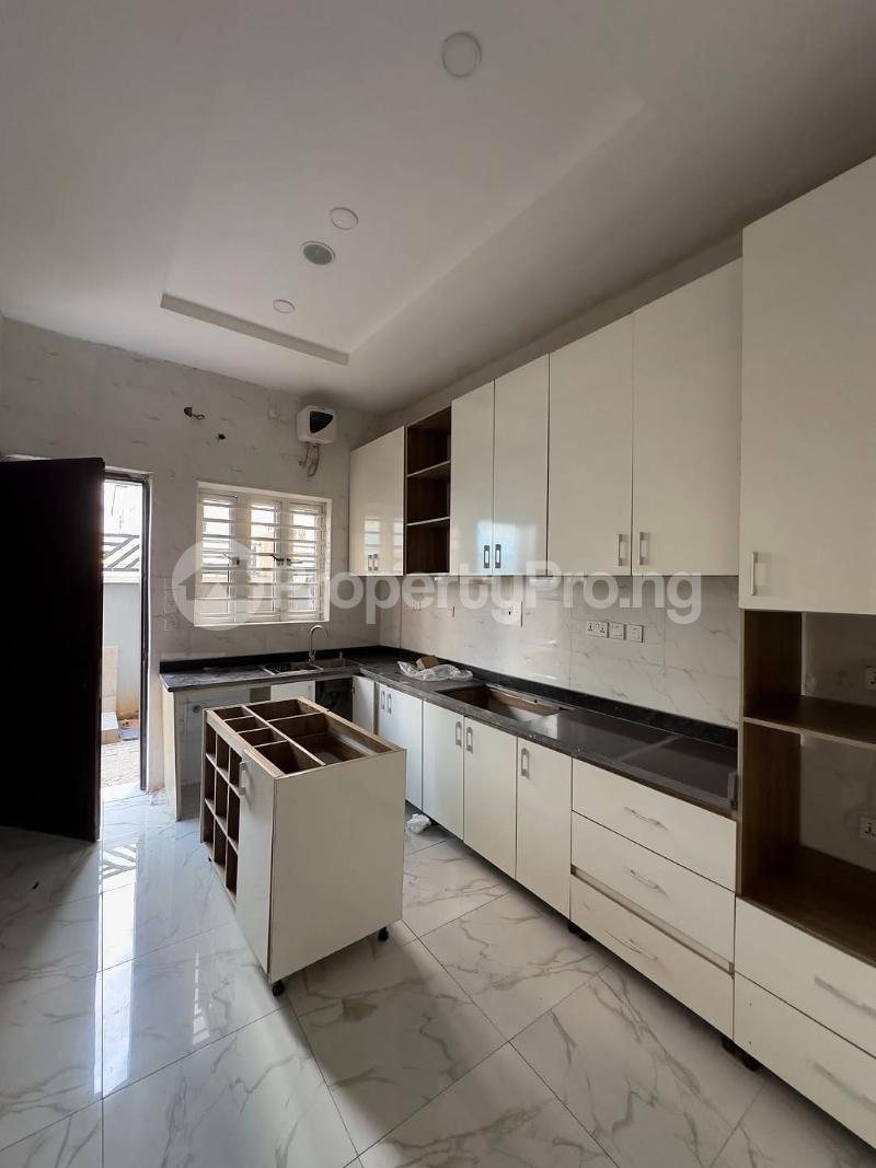 4 bedroom House for rent Ikate Lekki Lagos