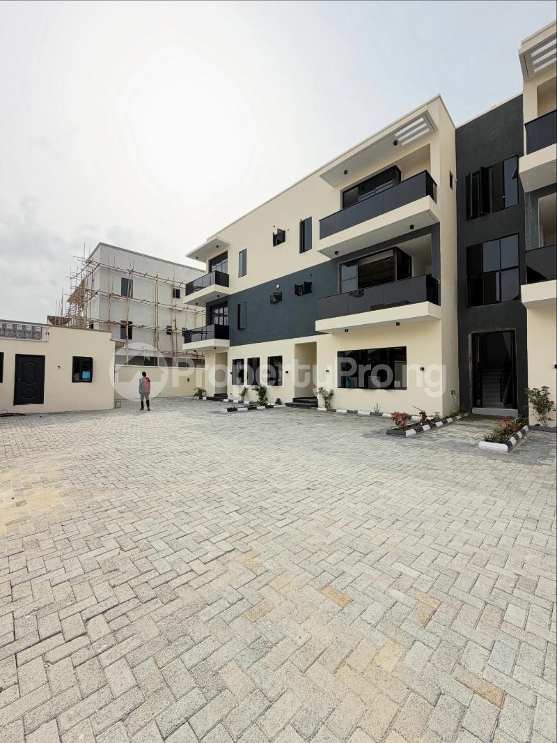 4 bedroom House for sale Abraham adesanya estate Ajah Lagos