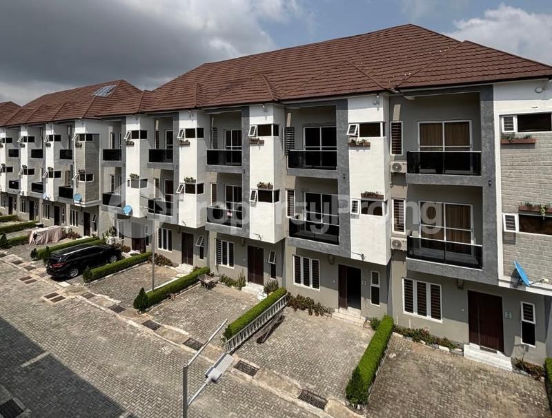 4 bedroom House for rent Ikate Lekki Lagos