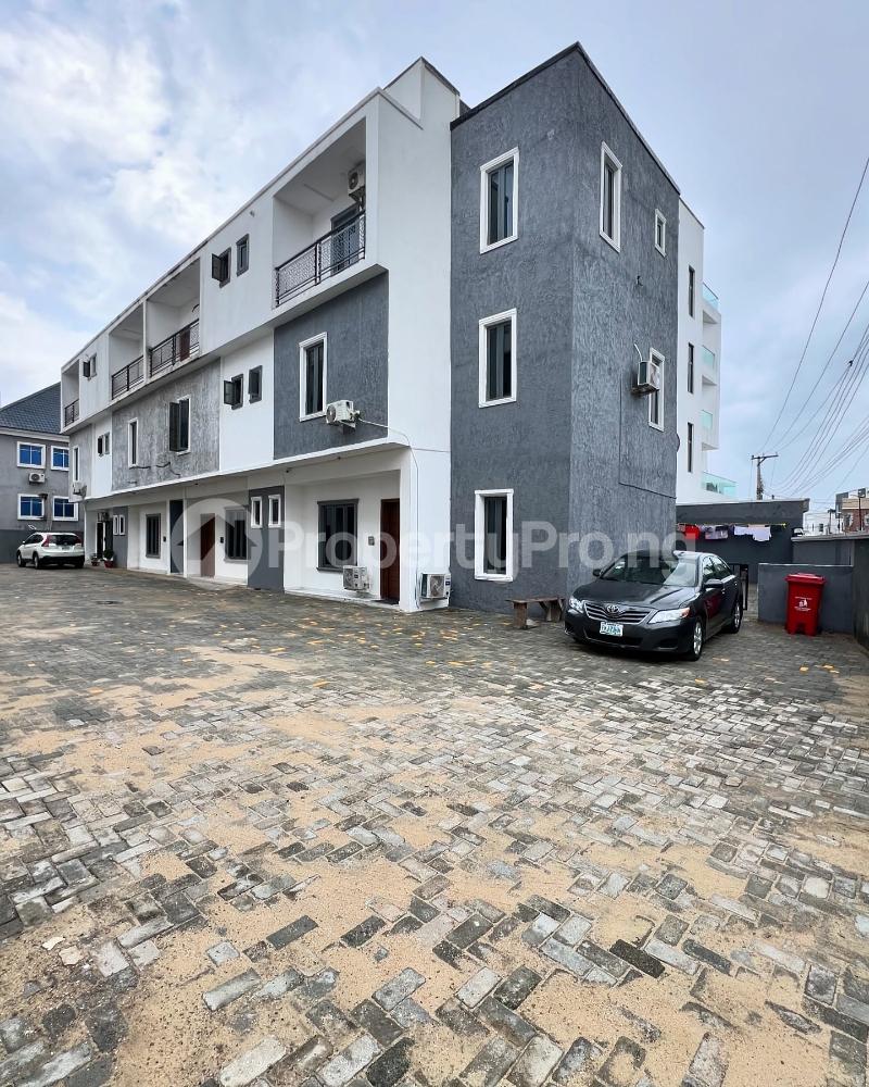 4 bedroom House for rent Ologolo Lekki Lagos