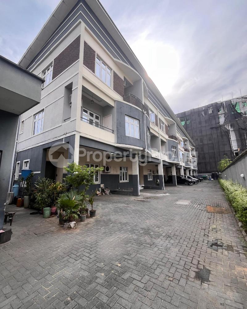 4 bedroom House for sale ONIRU Victoria Island Lagos