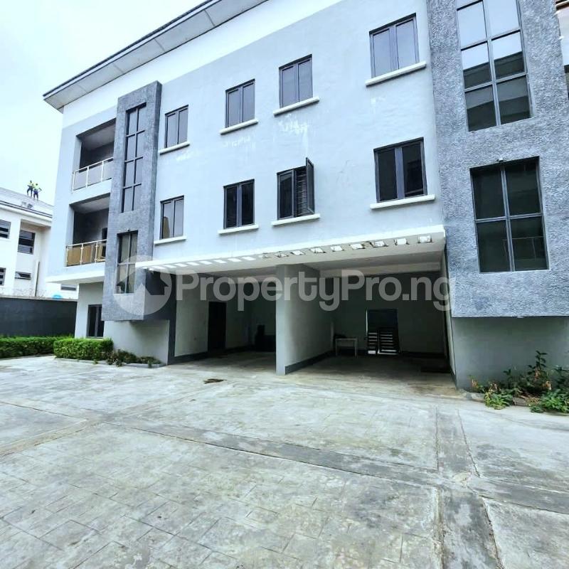4 bedroom House for rent ONIRU Victoria Island Lagos