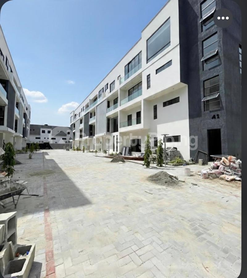 4 bedroom House for sale Ikate Lekki Lagos