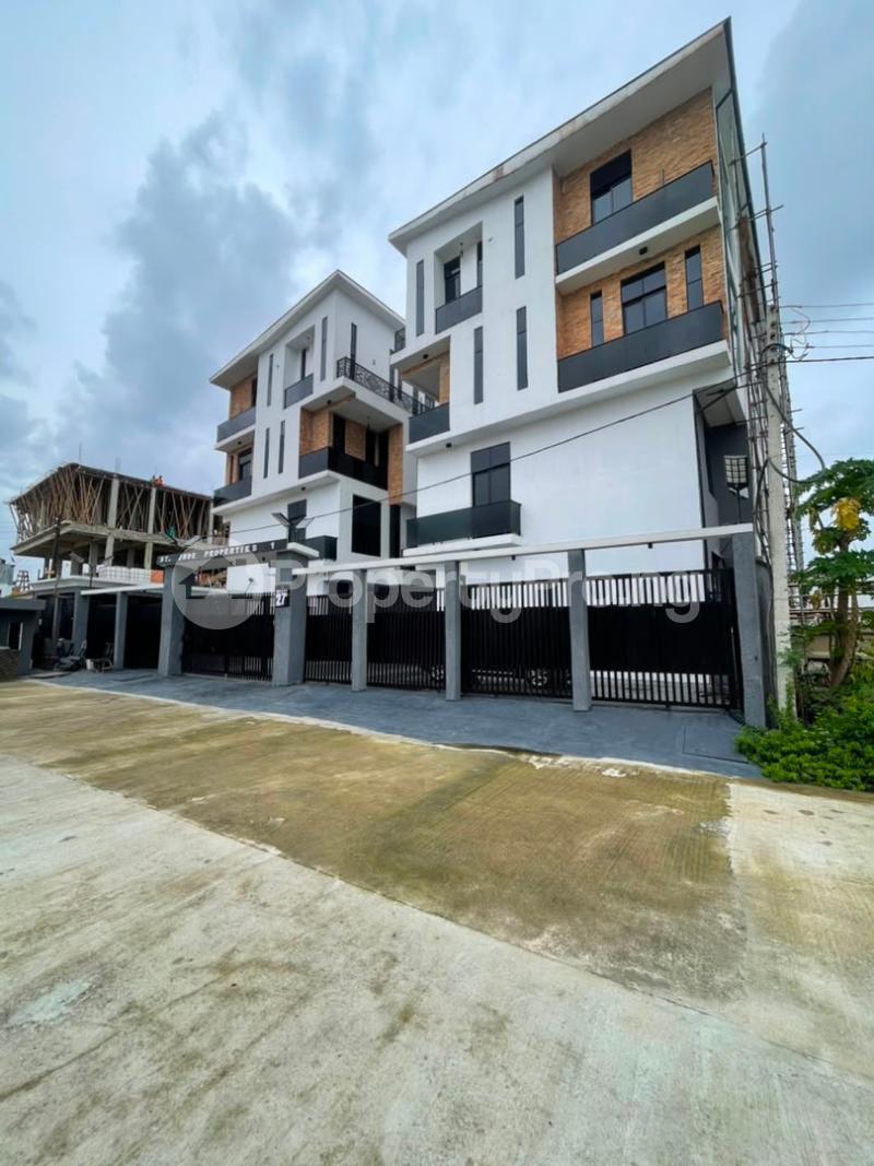 4 bedroom House for sale Chevron Toll Gate Lekki Lagos