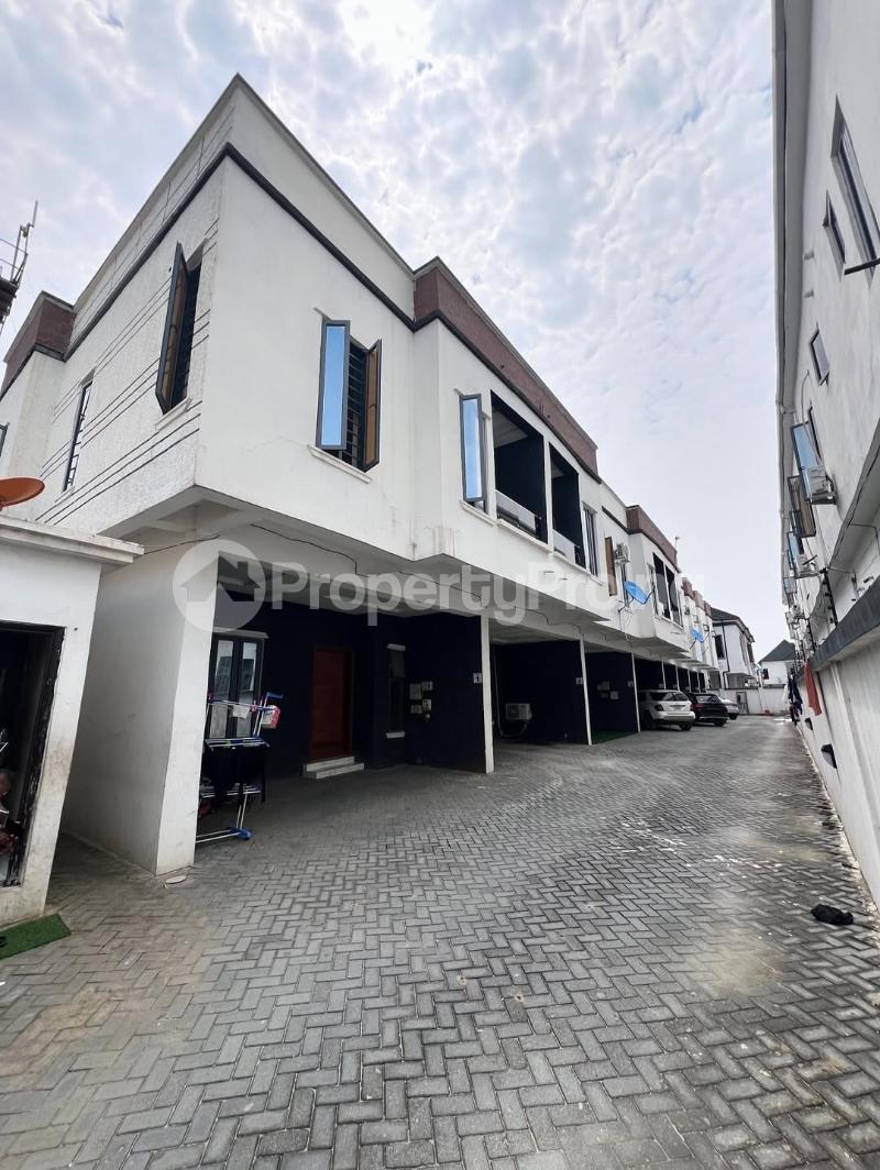 4 bedroom House for rent Ikota Lekki Lagos