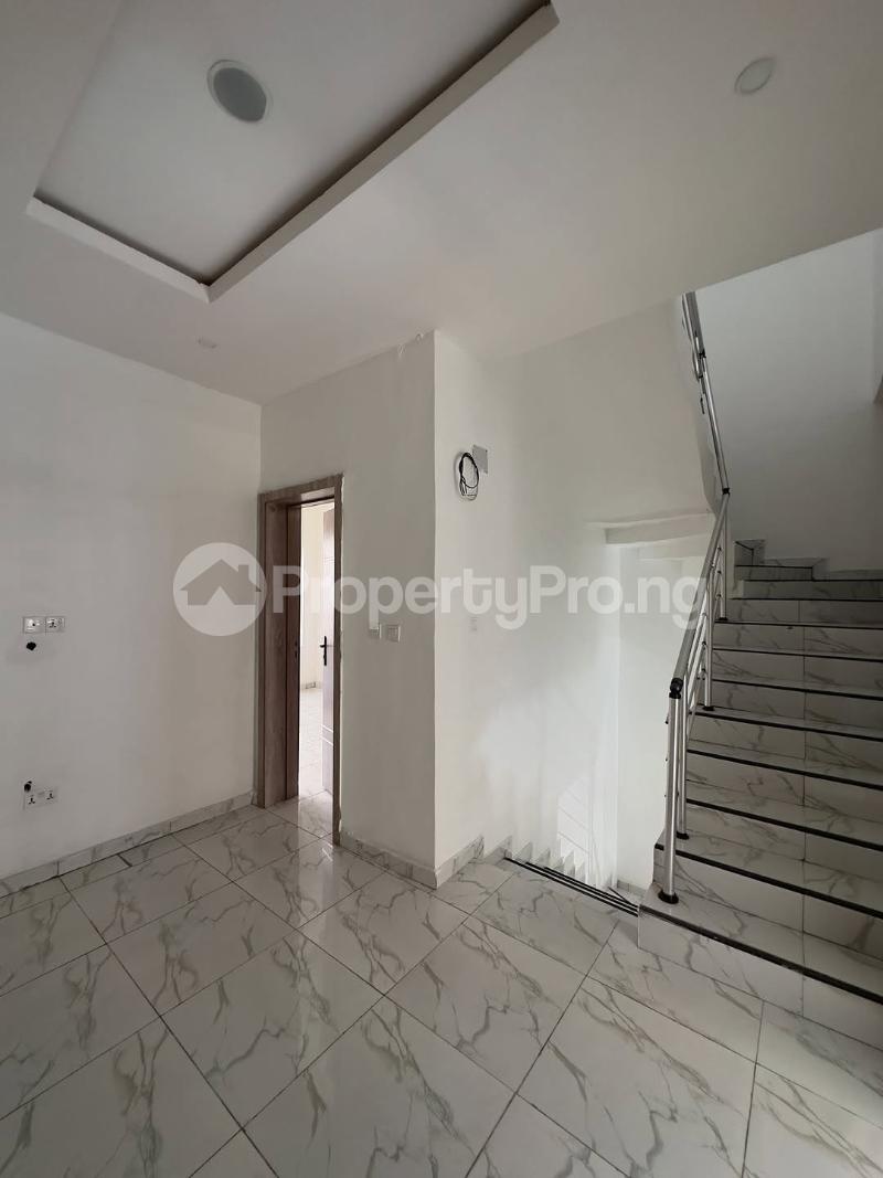 4 bedroom House for rent Ikate Lekki Lagos