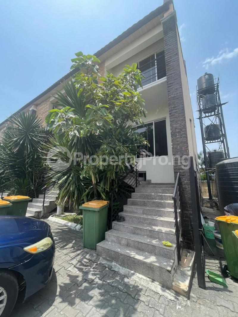 4 bedroom House for rent Osapa london Lekki Lagos