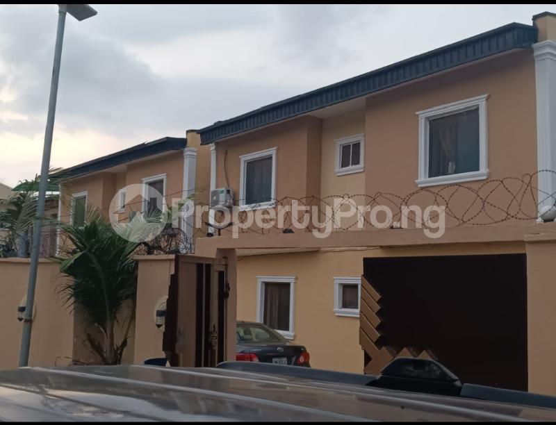 House for sale  Mangoro Ikeja Lagos