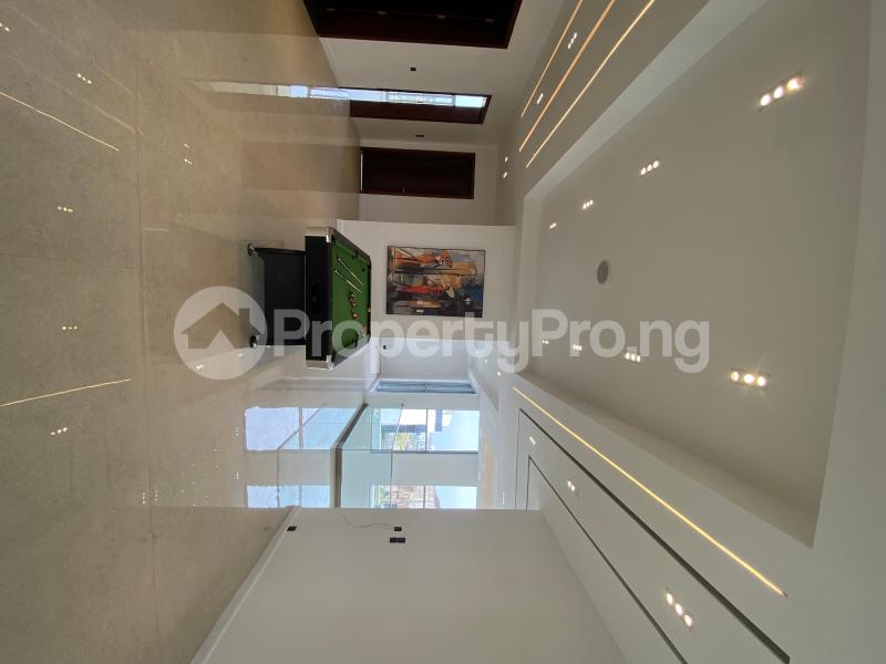 5 bedroom House for sale Osapa london Lekki Lagos